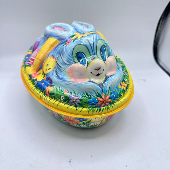 Vintage Plastic Easter Candy Containers set of 2 Bunny - Picture 15 of 15